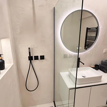 New! Renovated With Modern Appliances In The Heart Of